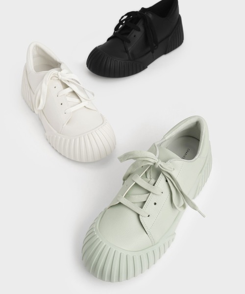 CHARLES & KEITH（チャールズ & キース）の「Adrian アドリアン チャンキーソールスニーカー（スニーカー・レディース・ライトグリーン/オフホワイト/ブラック・23cm/23.5cm/24.5cm/22.5cm/25cm）」の7枚目の写真