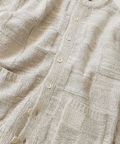NUMBER (N)INE(ナンバーナイン)の「WOOL MIX PLAID CREWNECK KNIT CARDIGAN(カーディガン/ボレロ・メンズ・レッド/アイボリー/ブラック・2/3/4)」の6枚目の写真