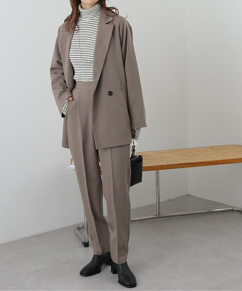 COLONY 2139（コロニートゥーワンスリーナイン）の「ウールライクセンタープレスパンツ＆ジャケット/セットアップ（セットアップ・レディース・ブラック/ブラウン/グレイッシュベージュ・FREE）」の3枚目の写真