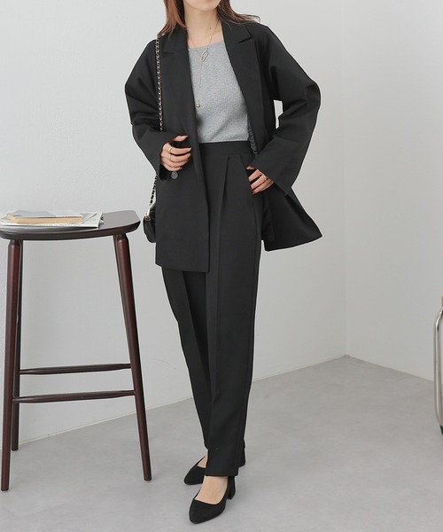 COLONY 2139（コロニートゥーワンスリーナイン）の「ウールライクセンタープレスパンツ＆ジャケット/セットアップ（セットアップ・レディース・ブラック/ブラウン/グレイッシュベージュ・FREE）」の2枚目の写真