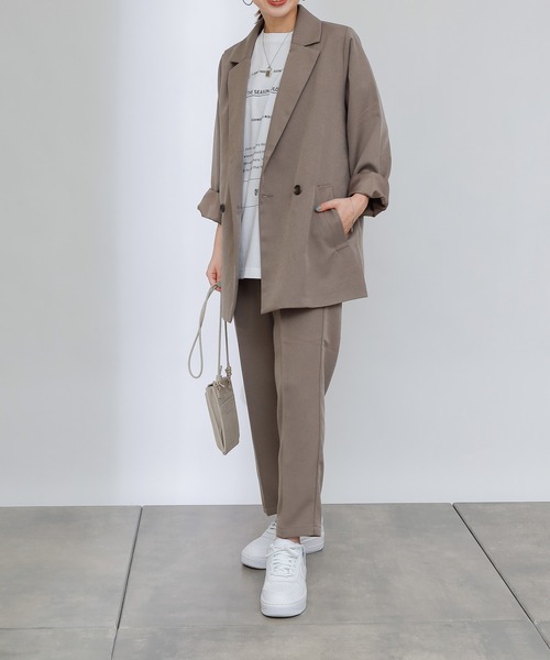 COLONY 2139（コロニートゥーワンスリーナイン）の「ウールライクセンタープレスパンツ＆ジャケット/セットアップ（セットアップ・レディース・ブラック/ブラウン/グレイッシュベージュ・FREE）」の6枚目の写真