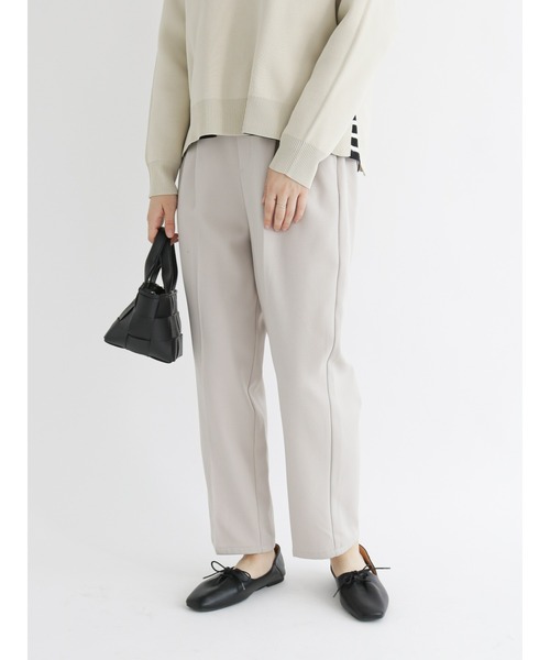 Samansa Mos2 blue(サマンサモスモスブルー)の「【吸湿発熱】マルチスタイルテーパードパンツ(その他パンツ・レディース・ブラウン/イエロー/ミント/チャコール/オフホワイト/ライトベージュ/ブラック・SMALL/LARGE/MEDIUM)」の6枚目の写真