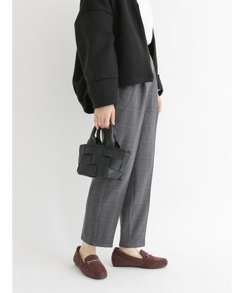 Samansa Mos2 blue(サマンサモスモスブルー)の「【吸湿発熱】マルチスタイルテーパードパンツ(その他パンツ・レディース・ブラウン/イエロー/ミント/チャコール/オフホワイト/ライトベージュ/ブラック・SMALL/LARGE/MEDIUM)」の4枚目の写真