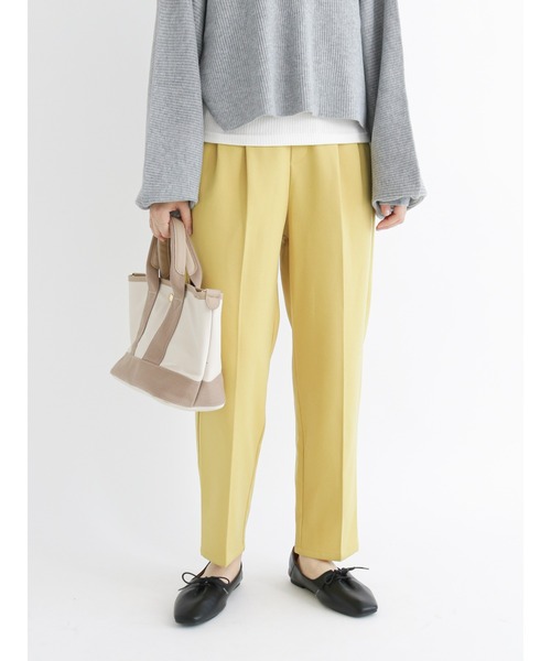 Samansa Mos2 blue(サマンサモスモスブルー)の「【吸湿発熱】マルチスタイルテーパードパンツ(その他パンツ・レディース・ブラウン/イエロー/ミント/チャコール/オフホワイト/ライトベージュ/ブラック・SMALL/LARGE/MEDIUM)」の20枚目の写真