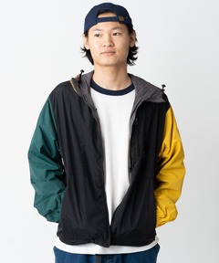 リバーシブルナイロンフードジャケット
