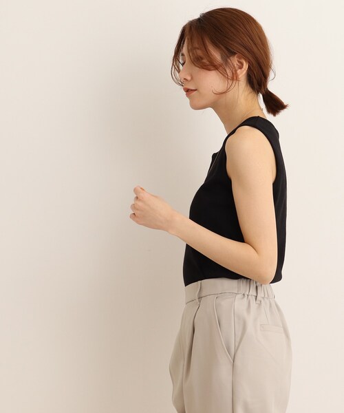 SHOO・LA・RUE（シューラルー）の「◆細リブ タンクトップ（タンクトップ・レディース・ホワイト系/ブラック/チャコールグレー・02/03/04）」の14枚目の写真