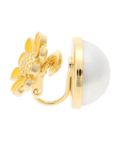 Green Parks(グリーンパークス)の「・HALF TIME リバーシブル花パールイヤリング(イヤリング・レディース・ブラック/ホワイト/イエロー・FREE)」の5枚目の写真