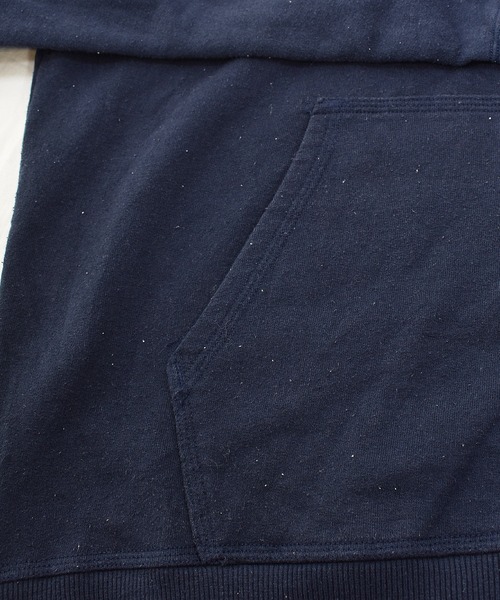 Champion（チャンピオン）の「【ヴィンテージ古着】Champion / チャンピオン ロゴ刺繍 スウェットパーカー（パーカー・メンズ・ネイビー・LARGE）」の5枚目の写真