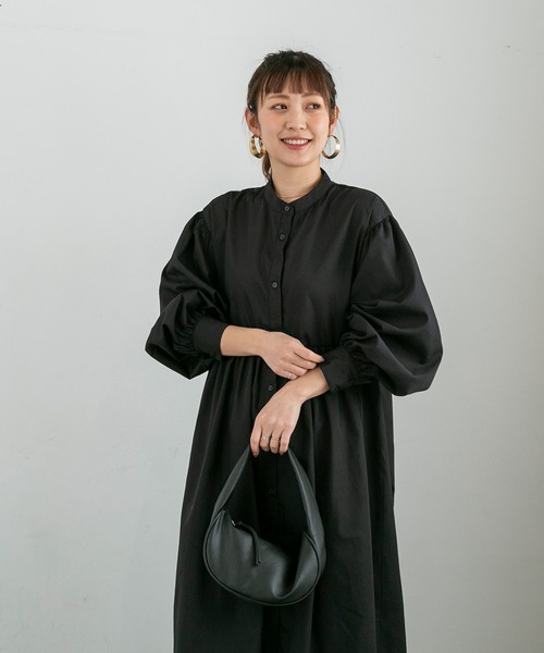 PICHI(ピイチ)の「ノーカラー切り替えワンピース(シャツワンピース・レディース・ホワイト/ブラック・FREE)」の5枚目の写真
