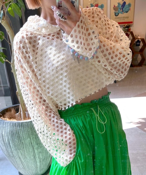 Alley by w closet（アリーバイダブルクローゼット）の「【Alley】おっきめ穴メッシュフードプルオーバー（パーカー・レディース・オフホワイト/ブラック・FREE）」の12枚目の写真