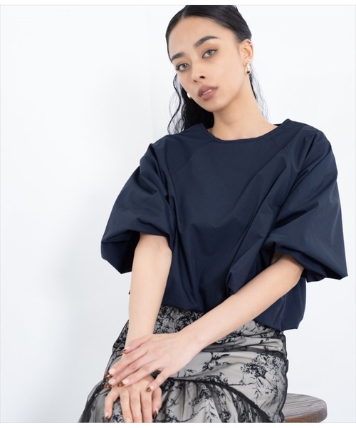 LATINA（ラティーナ）の「バルーンボリュームショートトップスカットソー（Tシャツ/カットソー・レディース・ネイビー/イエロー・FREE）」の2枚目の写真