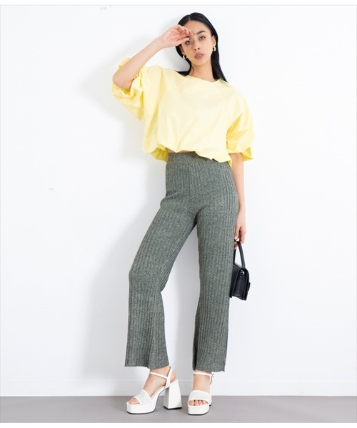 LATINA（ラティーナ）の「バルーンボリュームショートトップスカットソー（Tシャツ/カットソー・レディース・ネイビー/イエロー・FREE）」の13枚目の写真