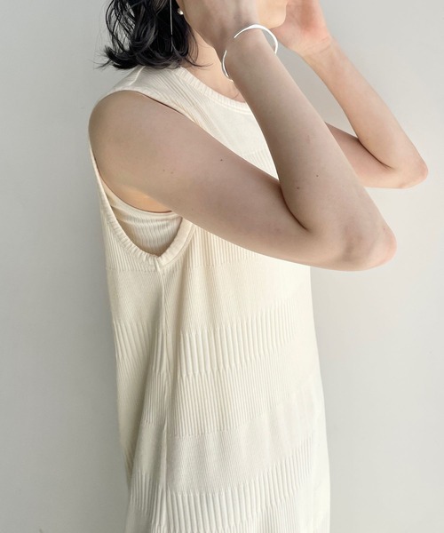 LOWRYS FARM(ローリーズファーム)の「ランダムテレコノースリーブワンピース 907628(ワンピース・レディース・ブラウン/ブルー/アイボリー/ブラック・FREE)」の13枚目の写真