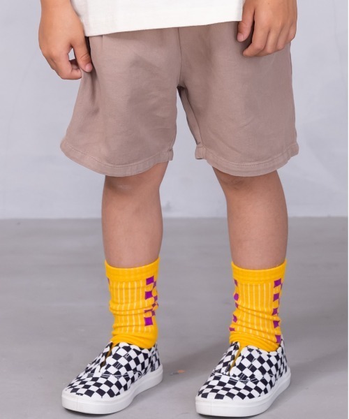 Life Support Products（ライフサポートプロダクツ）の「タックショートパンツ（80～150cm)（その他パンツ・キッズ・レッド系その他/ブラック系その他/ブルー/ブラック/ベージュ/ピンク/イエロー/グリーン/ライトグリーン・80/90/95/100/110/120/130/140/150）」の3枚目の写真