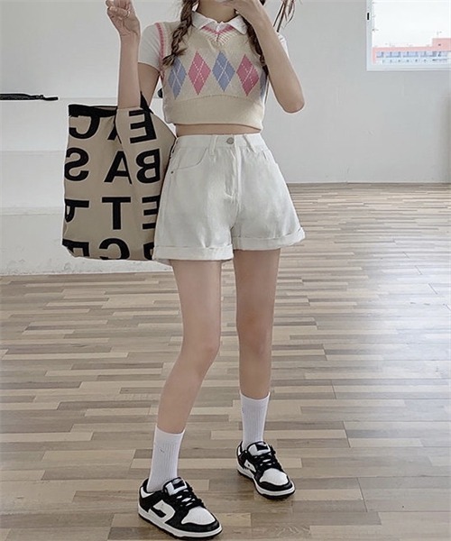 Dream garden(ドリームガーデン)の「ロールアップデニムショートパンツ(デニムパンツ・レディース・ホワイト/ブラック/サックスブルー/ライトブラック/ブルー・XL/L/M/2XL/S)」の8枚目の写真