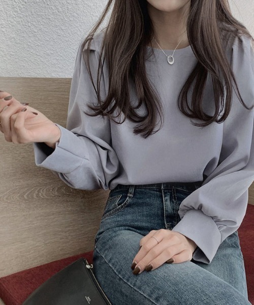 almo(アルモ)の「ギャザーボリューム袖ブラウス(BEY)(シャツ/ブラウス・レディース・ホワイト/ブルー・MEDIUM/LARGE/SMALL)」の13枚目の写真