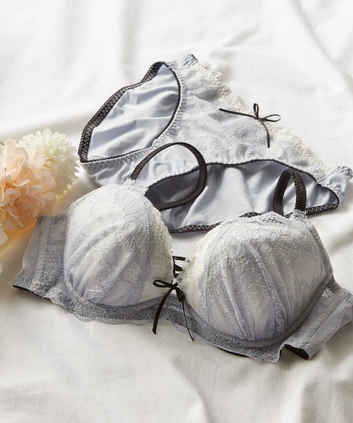 【ぶんちゃん】ワコール/トレフル　ブラ&ノーマルショーツ　71グループ ニッセン ブラジャー ショーツ セット レディース 刺しゅう