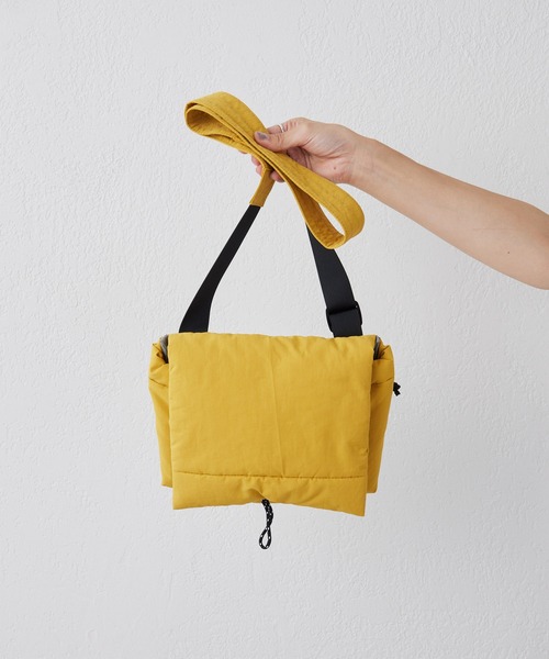 ear PAPILLONNER(イアパピヨネ)の「《ロクヨンクロス》ボンディングショルダーバッグ(ショルダーバッグ・レディース・ブラック/カーキ/イエロー/ホワイト・FREE)」の12枚目の写真
