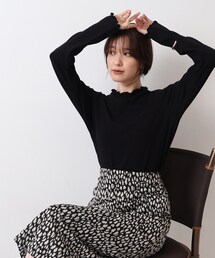 ◆メロー使いボトルネック長袖インナー