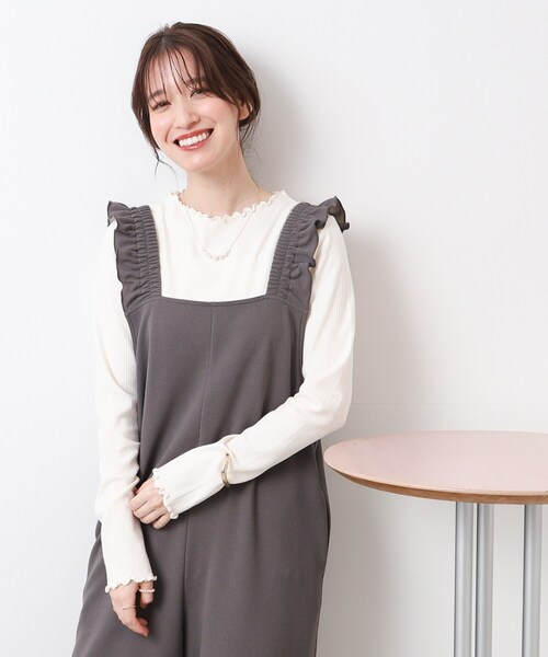 SHOO・LA・RUE（シューラルー）の「◆メロー使いボトルネック長袖インナー（Tシャツ/カットソー・レディース・オフホワイト/ブラック/ブラウン系・02/03/04）」の7枚目の写真