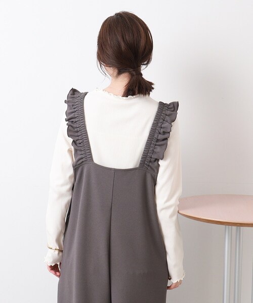 SHOO・LA・RUE（シューラルー）の「◆メロー使いボトルネック長袖インナー（Tシャツ/カットソー・レディース・オフホワイト/ブラック/ブラウン系・02/03/04）」の9枚目の写真