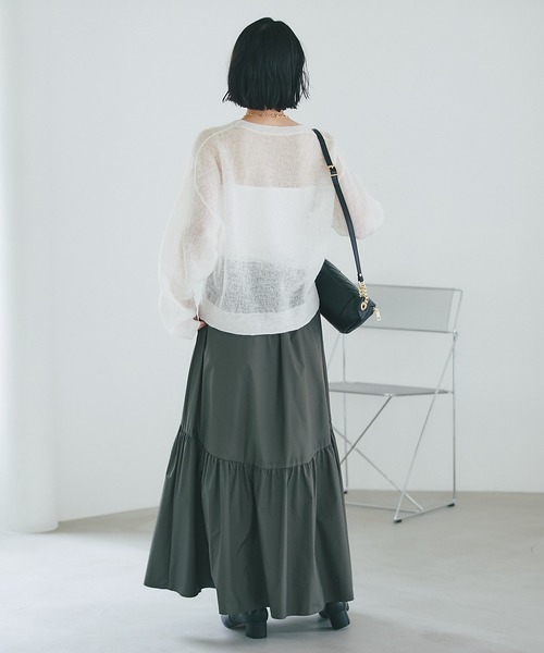 RIVE DROITE(リヴドロワ)の「シアークルーニット(ニット/セーター・レディース・オフホワイト/キャメル/チャコールグレー・FREE)」の7枚目の写真