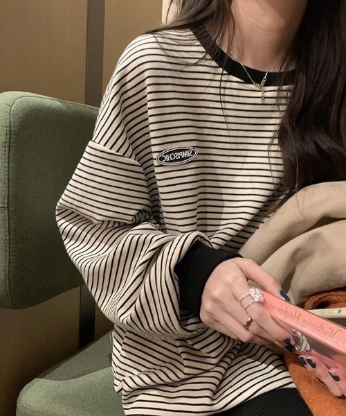 wears(ウェアーズ)の「ボーダービッグシルエットトレーナー(Tシャツ/カットソー・レディース・ホワイト/ブラック・FREE)」の6枚目の写真