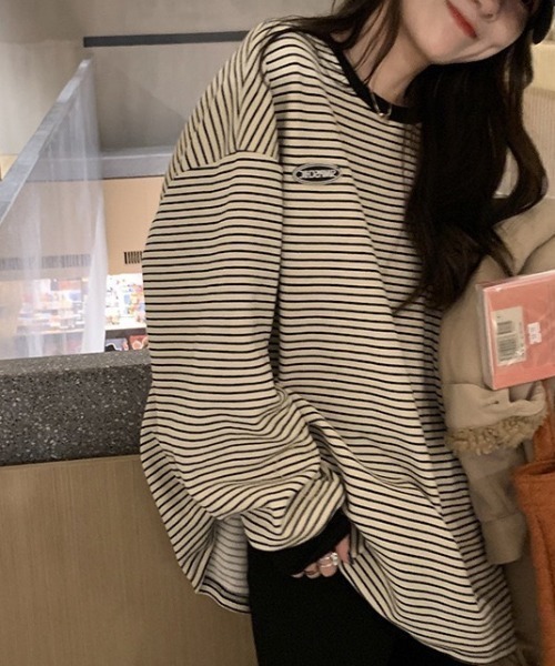 wears(ウェアーズ)の「ボーダービッグシルエットトレーナー(Tシャツ/カットソー・レディース・ホワイト/ブラック・FREE)」の5枚目の写真