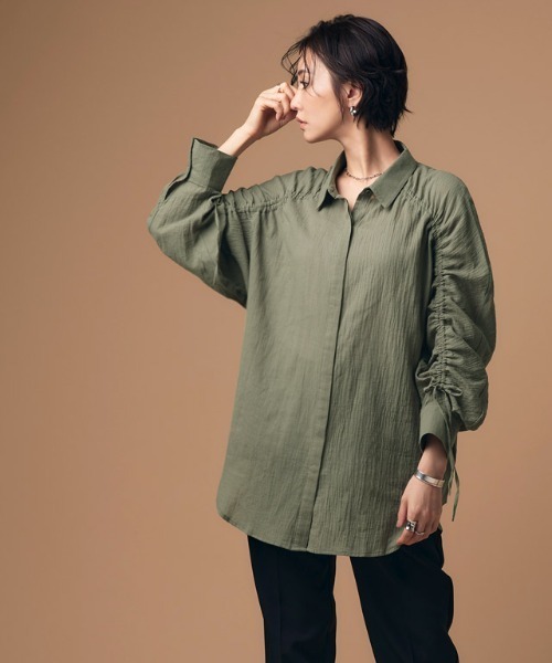 RASW（ラス）の「[RASW]ドロストシャーリングシャツ（シャツ/ブラウス・レディース・カーキ/オフホワイト/ベージュ/ブラック・M）」の4枚目の写真