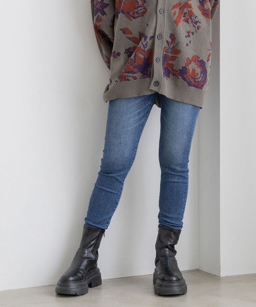 LOWRYS FARM（ローリーズファーム）の「スタイルアップデニムスキニーパンツ　969874（デニムパンツ・レディース・グレー/ネイビー/ブルー・SMALL/LARGE/MEDIUM）」の10枚目の写真