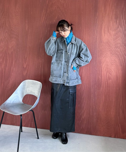 feepur（フェピュール）の「フェイクレザーIラインカーゴスカート（スカート・レディース・オフホワイト/ブラック・MEDIUM/SMALL）」の10枚目の写真