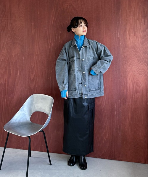 feepur（フェピュール）の「フェイクレザーIラインカーゴスカート（スカート・レディース・オフホワイト/ブラック・MEDIUM/SMALL）」の11枚目の写真