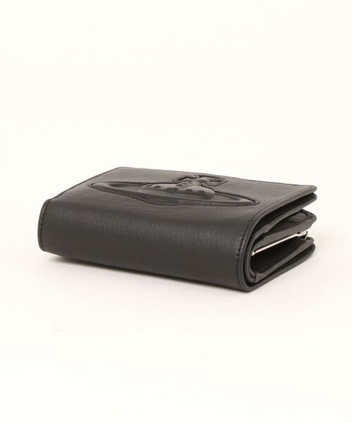 Vivienne Westwood(ヴィヴィアンウエストウッド)の「51010020-L001S-LASMOOTH LEATHER INJECTED ORB WALLET(財布・レディース・ブラック・FREE)」の3枚目の写真