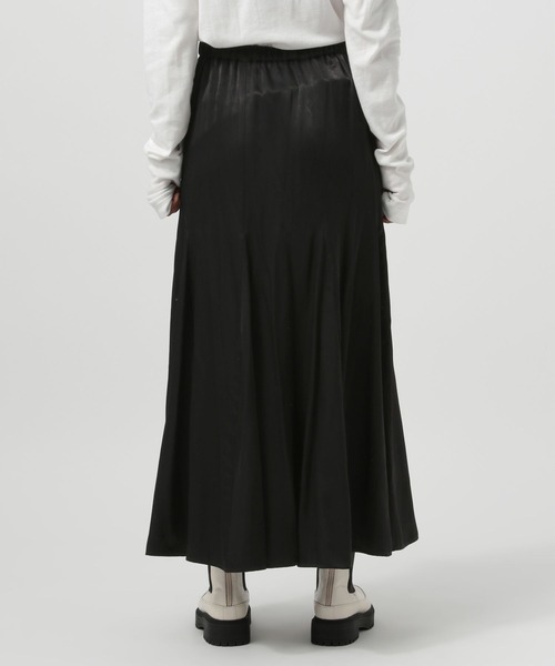 BAYFLOW(ベイフロー)の「キリカエフレアスカート(スカート・レディース・モカ/ブラック/グレイッシュベージュ・MEDIUM/SMALL)」の20枚目の写真