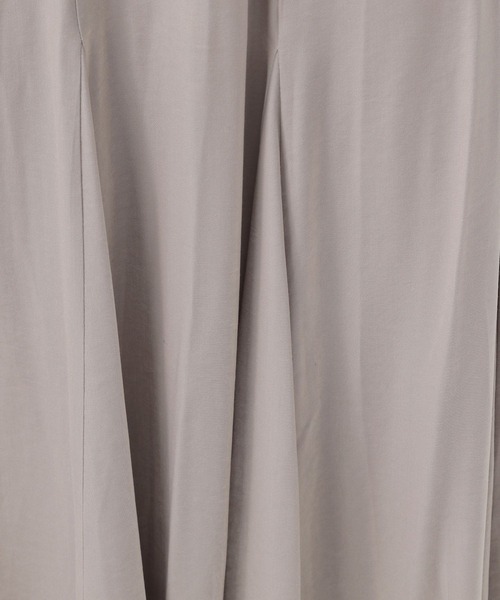 BAYFLOW(ベイフロー)の「キリカエフレアスカート(スカート・レディース・モカ/ブラック/グレイッシュベージュ・MEDIUM/SMALL)」の17枚目の写真