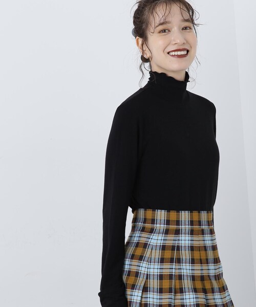 N.（N. Natural Beauty Basic）（エヌエヌナチュラルビューティーベーシック）の「◆ボタンカフススリーブカットソー（Tシャツ/カットソー・レディース・オフホワイト/ブラック/ミント・MEDIUM）」の5枚目の写真