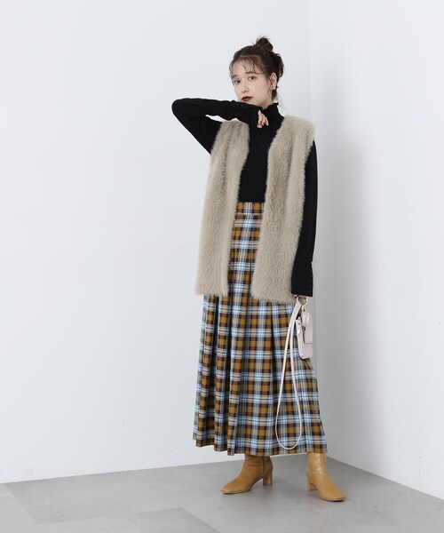 N.（N. Natural Beauty Basic）（エヌエヌナチュラルビューティーベーシック）の「◆ボタンカフススリーブカットソー（Tシャツ/カットソー・レディース・オフホワイト/ブラック/ミント・MEDIUM）」の9枚目の写真