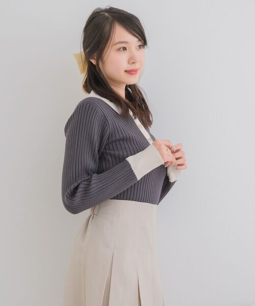 ems excite（エムズエキサイト）の「襟付きリブNTPO（ニット/セーター・レディース・チャコールグレー/ブルー/ナチュラル・FREE）」の17枚目の写真