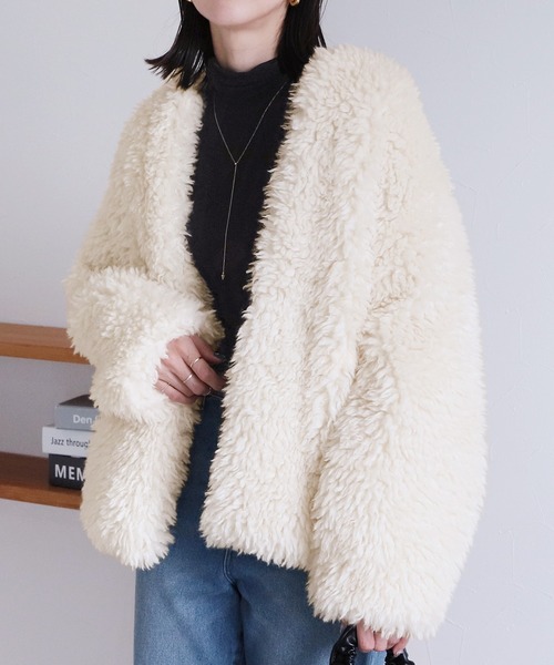 reca（レカ）の「シープファーノーカラーミドルコート（ノーカラーコート・レディース・アイボリー/ライトベージュ・FREE）」の7枚目の写真