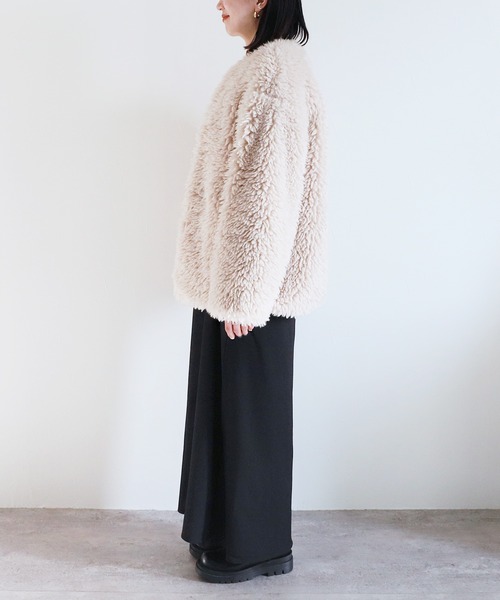 reca（レカ）の「シープファーノーカラーミドルコート（ノーカラーコート・レディース・アイボリー/ライトベージュ・FREE）」の18枚目の写真