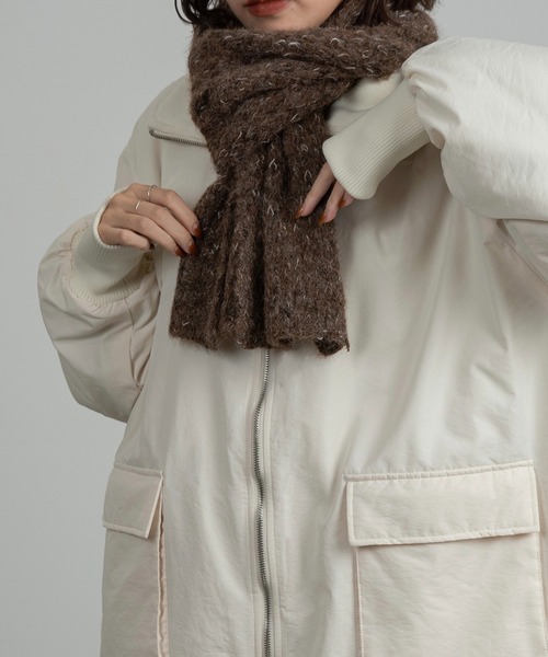 lawgy（ラウジー）の「blend fluffy compact muffler / ブレンドフラッフィーコンパクトマフラー（マフラー・レディース・アイボリー/ブラウン・FREE）」の7枚目の写真