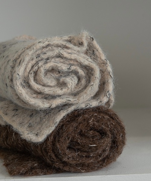 lawgy（ラウジー）の「blend fluffy compact muffler / ブレンドフラッフィーコンパクトマフラー（マフラー・レディース・アイボリー/ブラウン・FREE）」の13枚目の写真