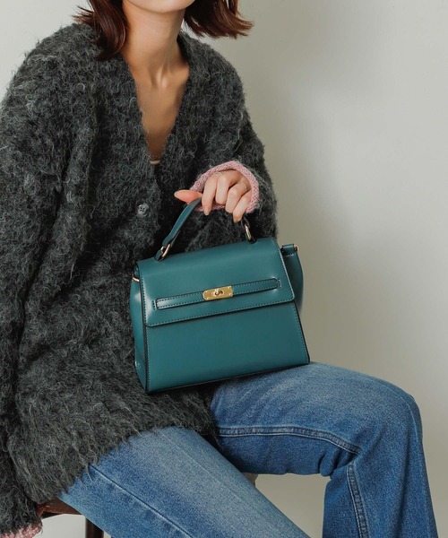 SENSE OF PLACE by URBAN RESEARCH(センスオブプレイスバイアーバンリサーチ)の「フェイクカナグショルダーバッグ(ショルダーバッグ・レディース・ブラック/ライトベージュ/グリーン・ONE)」の17枚目の写真