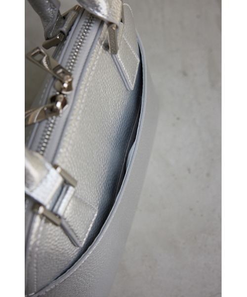 ダブルジッパーハンドバッグ