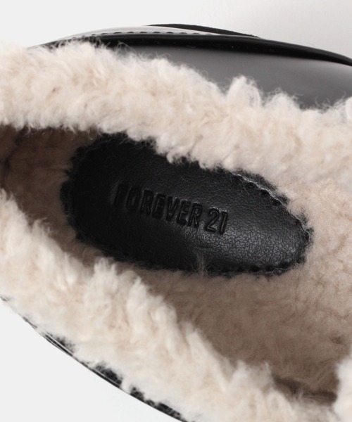 FOREVER 21(フォーエバー トゥエンティーワン)の「ボアビットローファー(その他シューズ・レディース・ブラック・23cm/23.5cm/22.5cm/24cm/25cm/24.5cm)」の9枚目の写真