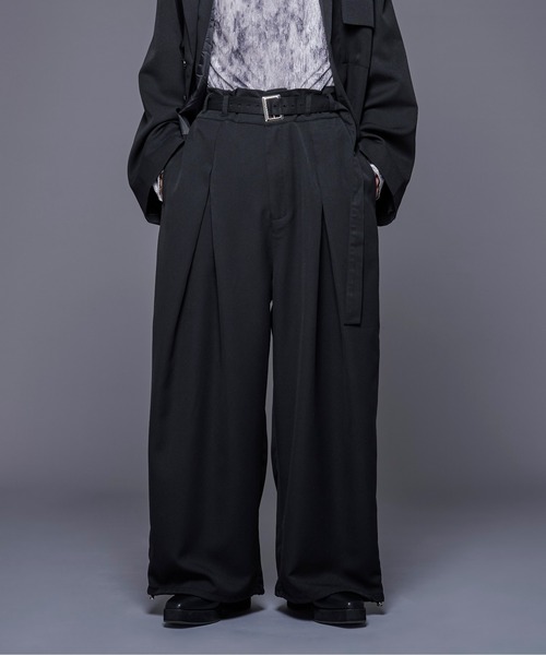 Ellno Loset（エルノロゼット）の「ベルト付き2wayタックパンツ/セットアップ対応（スラックス・メンズ・ブラック/チャコールグレー・SMALL/X-SMALL/LARGE/MEDIUM）」の8枚目の写真