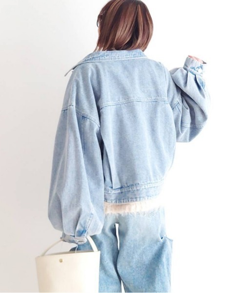 notch.(ノッチ)の「【 notch. by yui 】ボリュームスリーブデニムジャケット(デニムジャケット・レディース・スカイブルー/ネイビー・M)」の4枚目の写真