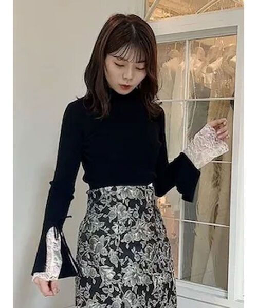 dazzlin（ダズリン）の「ヘムレースリブニットトップス（ニット/セーター・レディース・ブラック/オフホワイト/ベージュ/グレー/ピンク・FREE）」の12枚目の写真