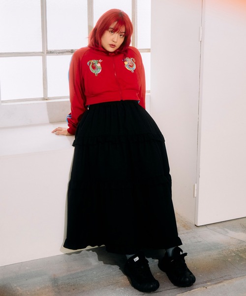 PUNYUS（プニュズ）の「ドラゴン刺繍ショートジャージトップ（ジャージ・レディース・ブラック/ブルー/レッド/グリーン/ワインレッド・1/2/3/4）」の6枚目の写真