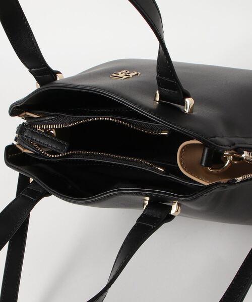 TOMMY HILFIGER（トミーヒルフィガー）の「【FUDGE掲載】モダンミニトートバッグ（ショルダーバッグ・レディース・ブラック/グリーン/ホワイト/カーキ/グリーン系その他・FREE）」の22枚目の写真